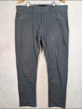 Oakley Slim Fit Chino Pants Men's Size 38x32 Gray